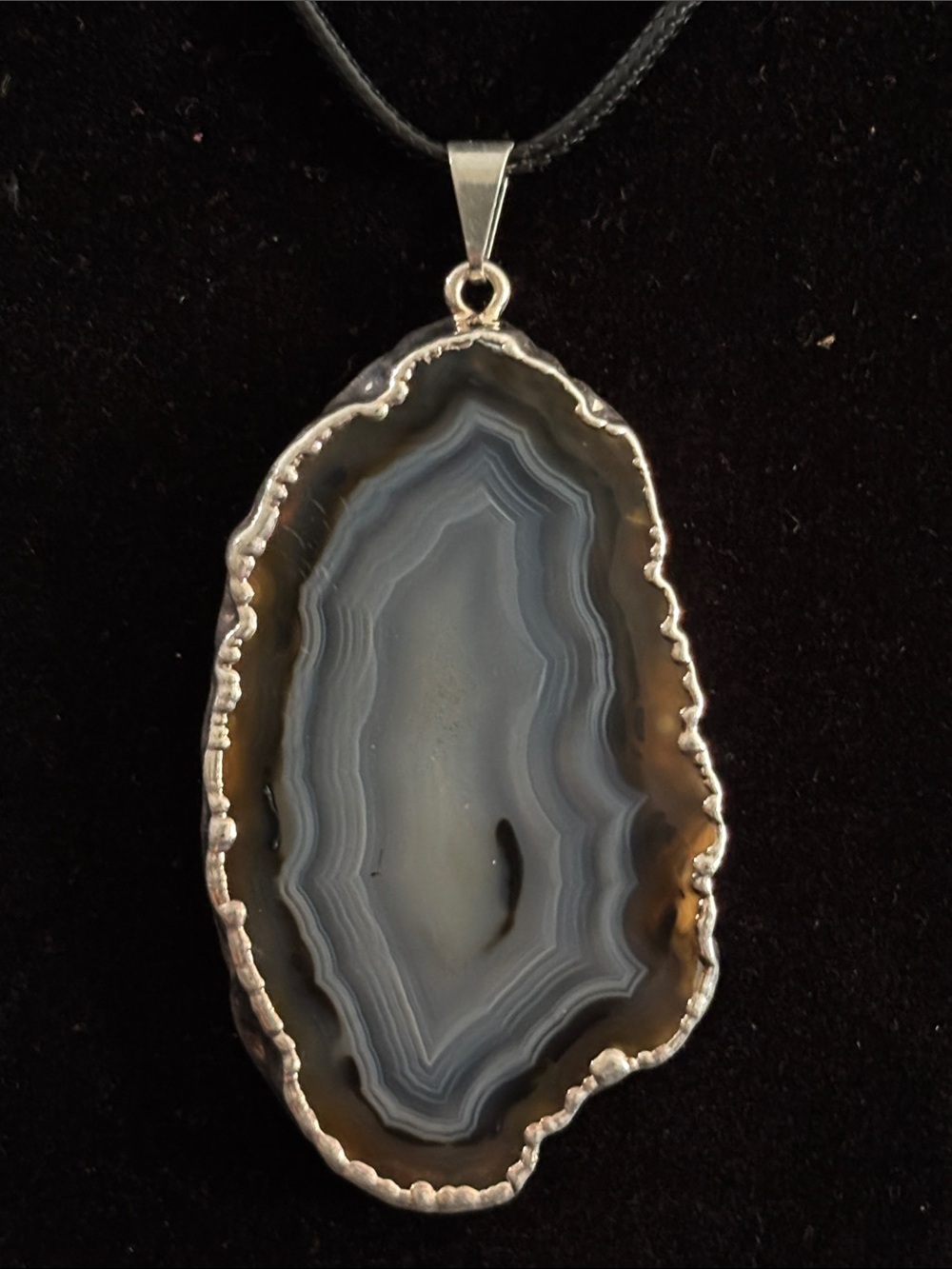 Agate Slice Pendant Necklace in Gray and Brown - Women Jewelry